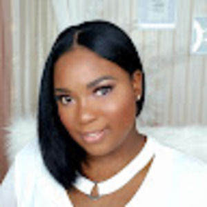 Meet your Posher, Dania